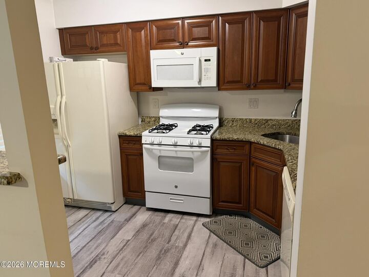 Property Photo: 30 Mill Run W NJ 08520