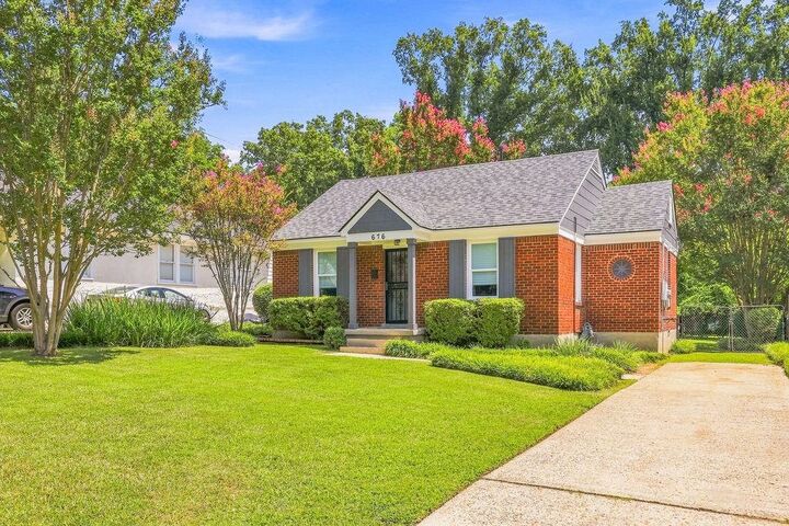 Property Photo:  676 S Graham St S  TN 38111 