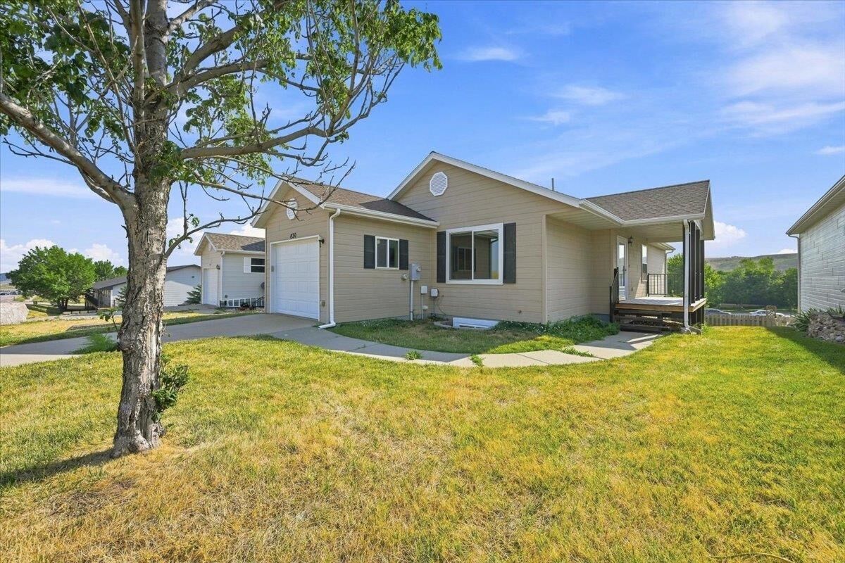 Property Photo: 830 Heritage Drive SD 57783