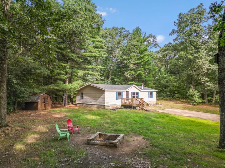 Property Photo: 2197 E Cedar Street MI 49337