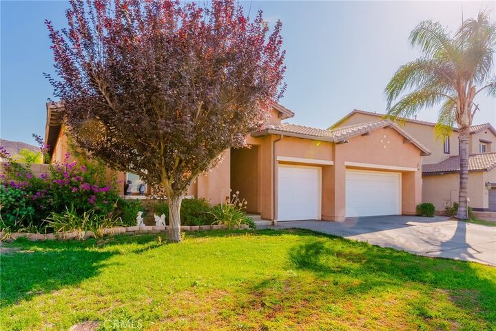 Property Photo:  371 Plateau Parkway  CA 92570 