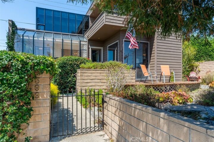 Property Photo:  399 Warwick  CA 93428 