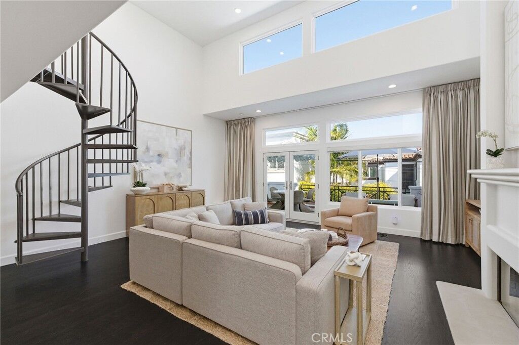Property Photo: 720 Manhattan Beach Boulevard CA 90266