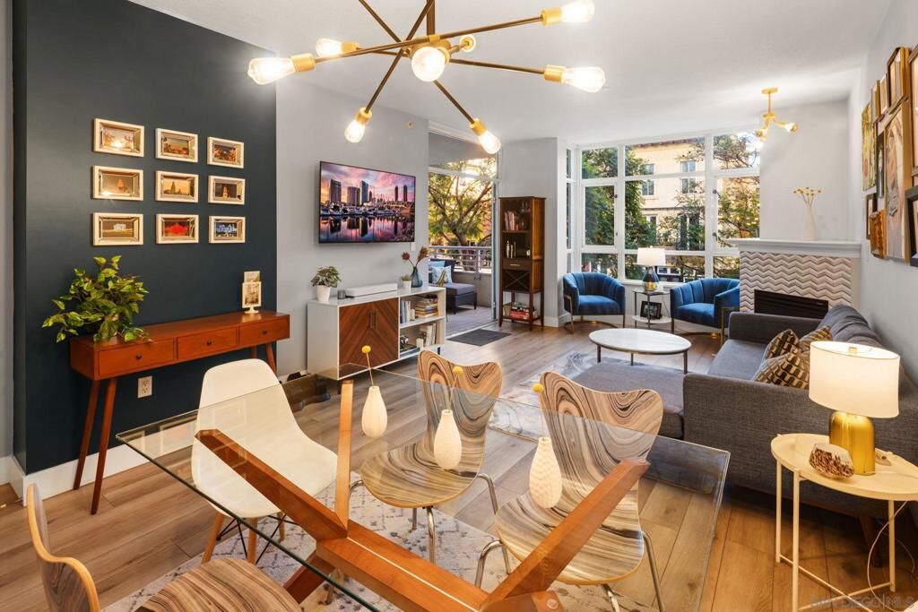 Property Photo: 850 Beech 307 CA 92101