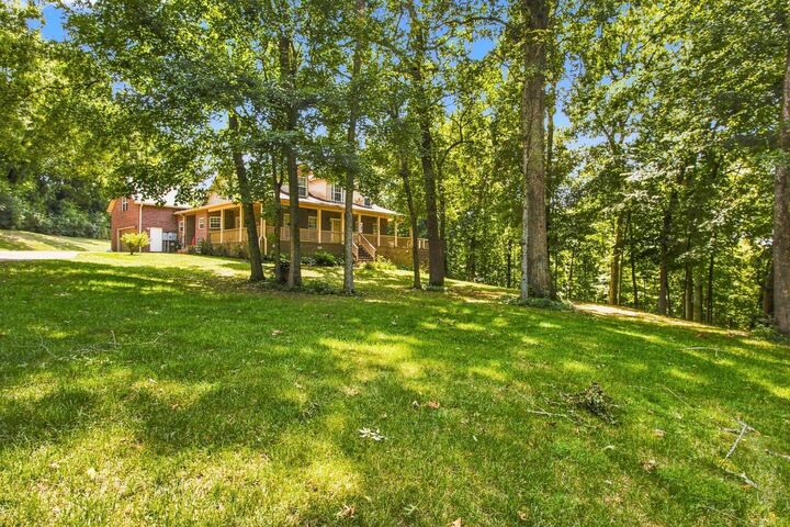 Property Photo:  125 Carr Dr  TN 37174 