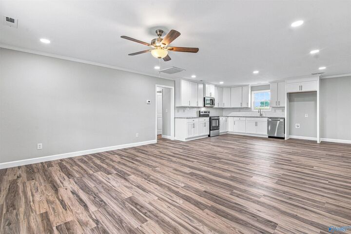 Property Photo: 9241 Stanford Road AL 35611