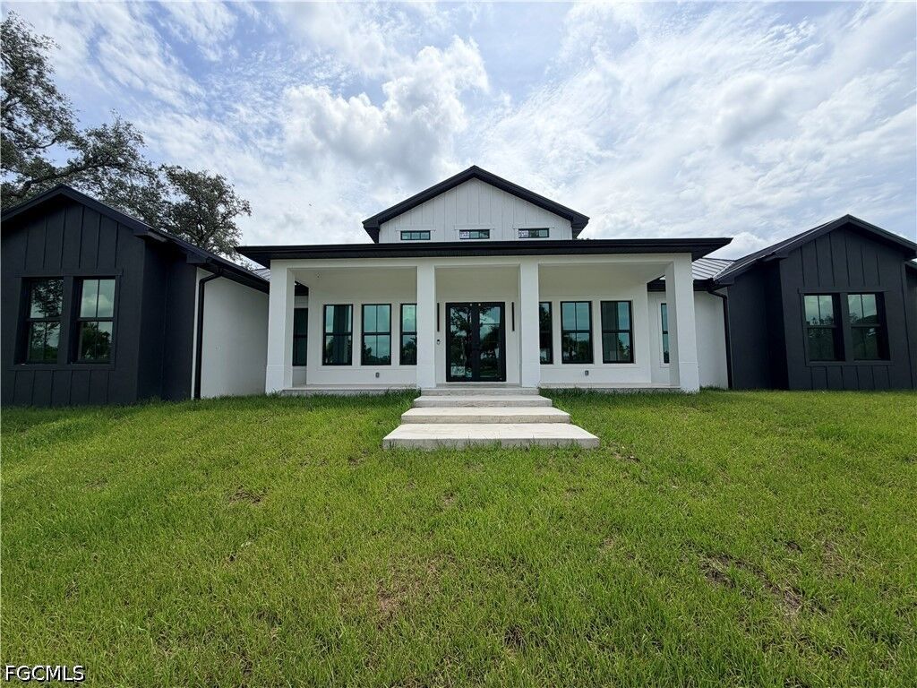 Property Photo:  14480 Old Olga Road  FL 33905 