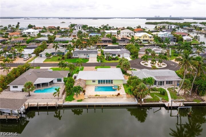 Property Photo:  16 Sunview Boulevard  FL 33931 