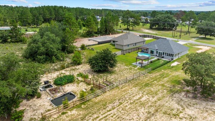 Property Photo: 10090 American Farms Road FL 32583