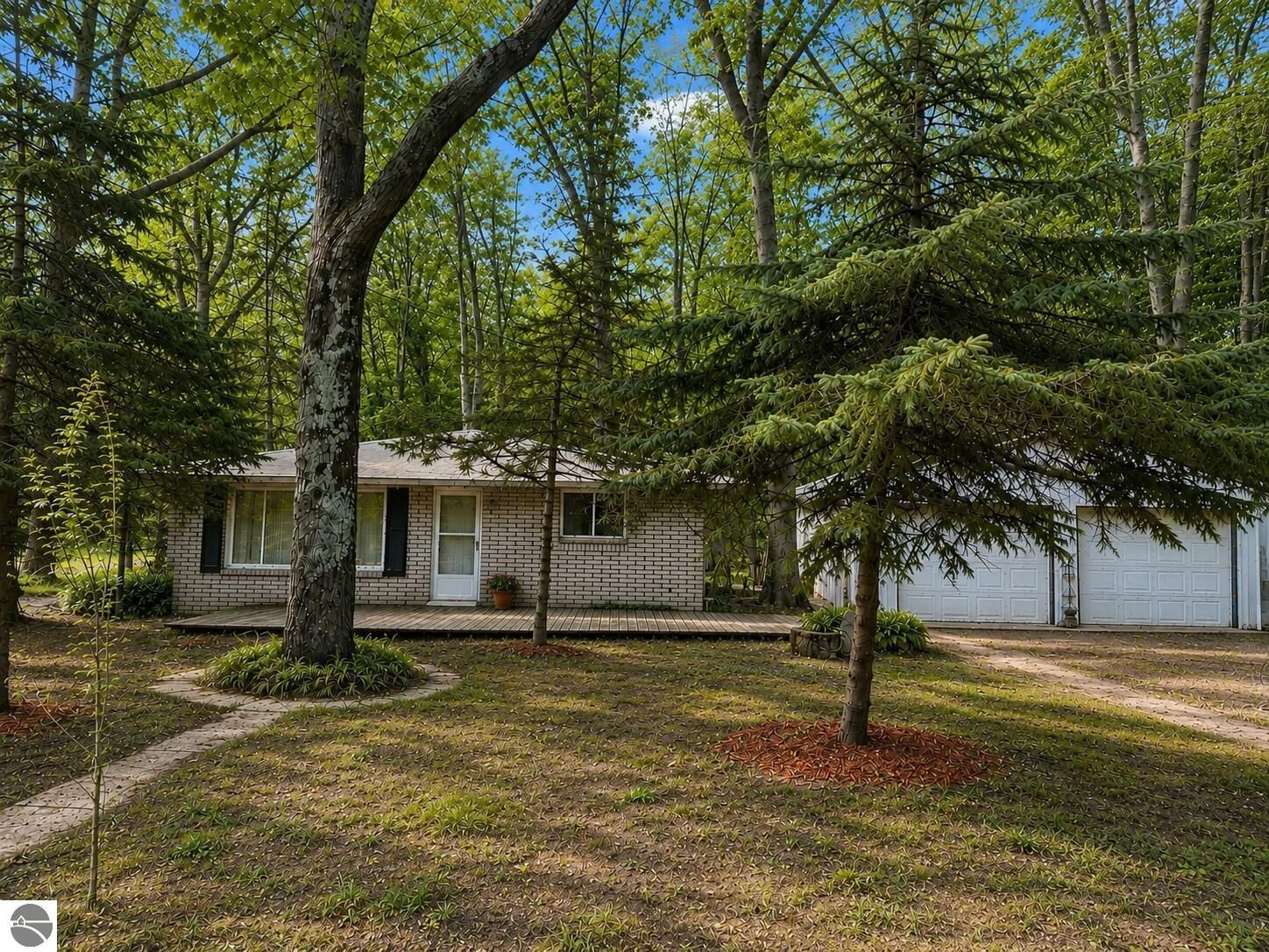 Property Photo: 8903 Vagabond Lane MI 49643