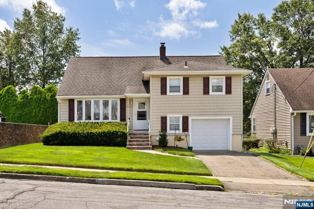 Property Photo:  11 Landis  NJ 07013 