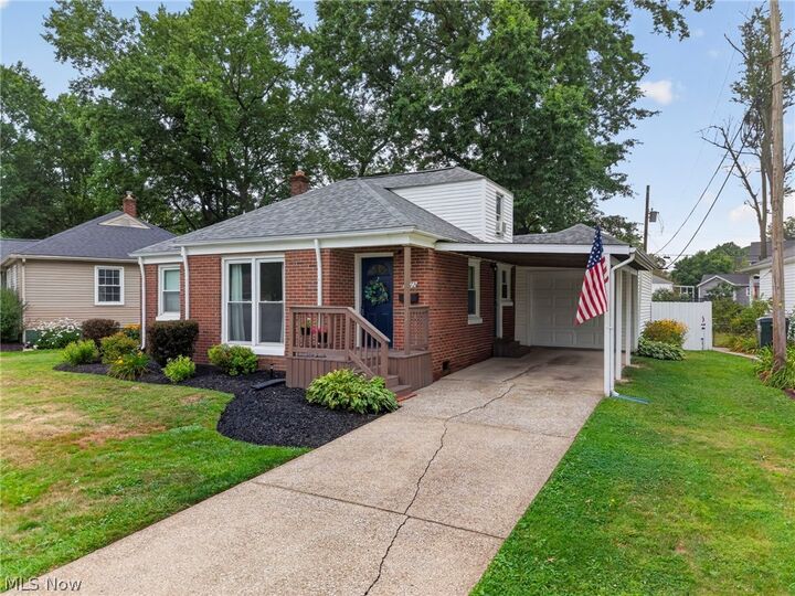 Property Photo:  3072 Rowford Avenue SW  OH 44646 