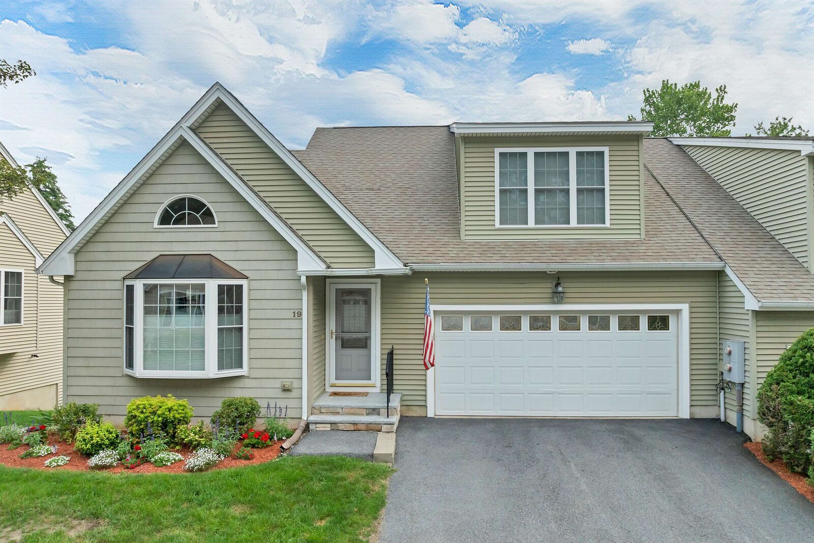 Property Photo: 19 Town Village Drive NH 03079