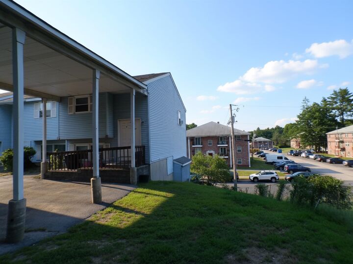 Property Photo:  186 Dunbarton Road  NH 03102 