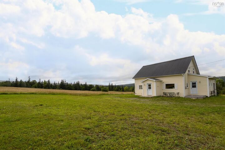 Property Photo: 252 Crestdale Drive NS B1L 1A2