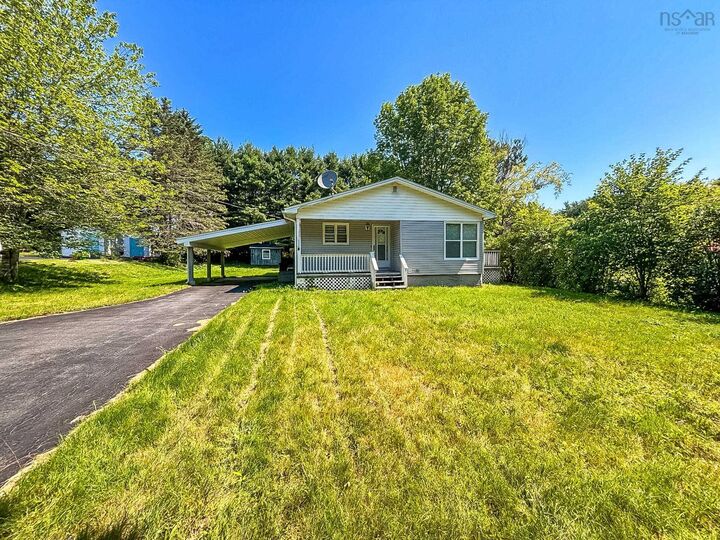 Property Photo: 460 Oakhill Road NS B4V 0C8