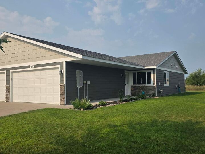 Property Photo: 1603 16th Avenue N MN 55371