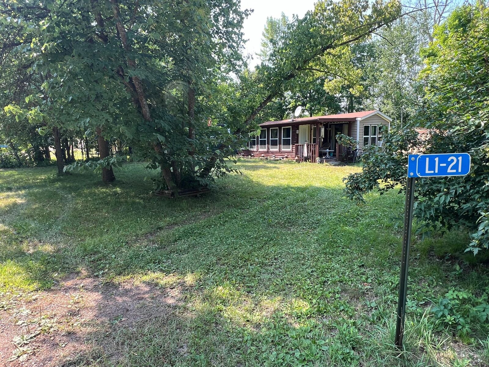 Property Photo:  L1-21 &Amp L1-22 Londontown  MN 56431 