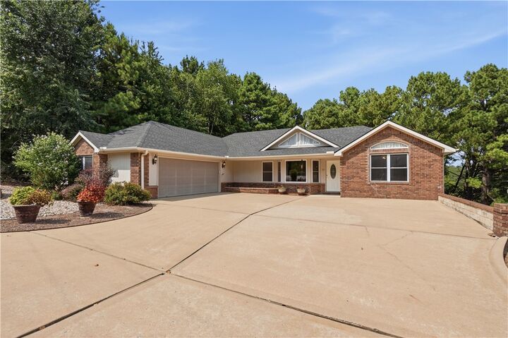 Property Photo:  69 McKenzie Drive  AR 72715 