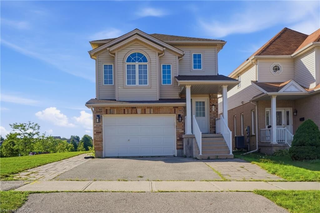 Property Photo: 287 Westmeadow Drive Upper ON N2N 3P9