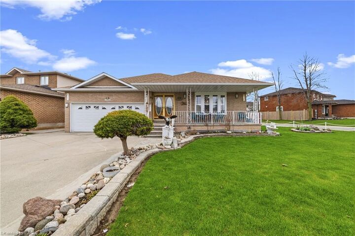 546 Dicenzo Drive — photo 1