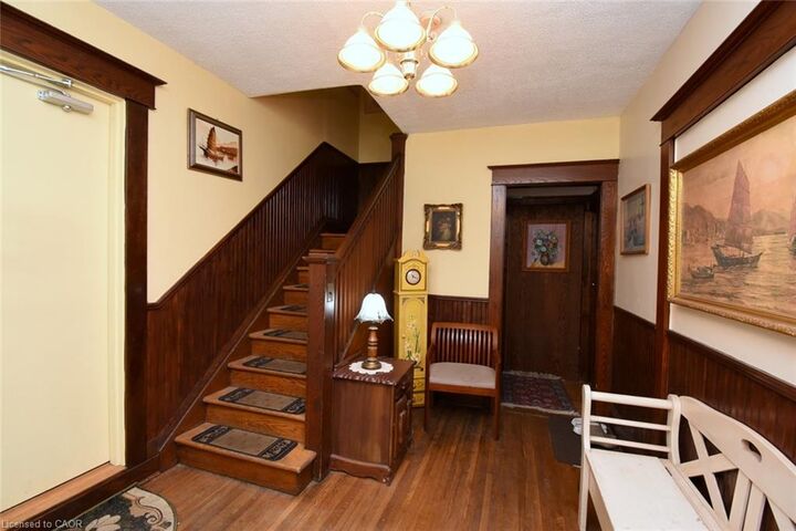 Property Photo: 1052 Deta Road 3 ON L5E 2R5