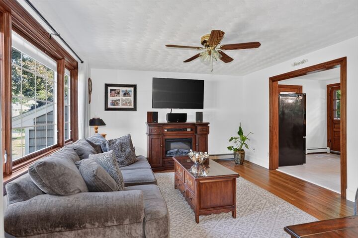 Property Photo:  83 Crestwood Dr  MA 01532 