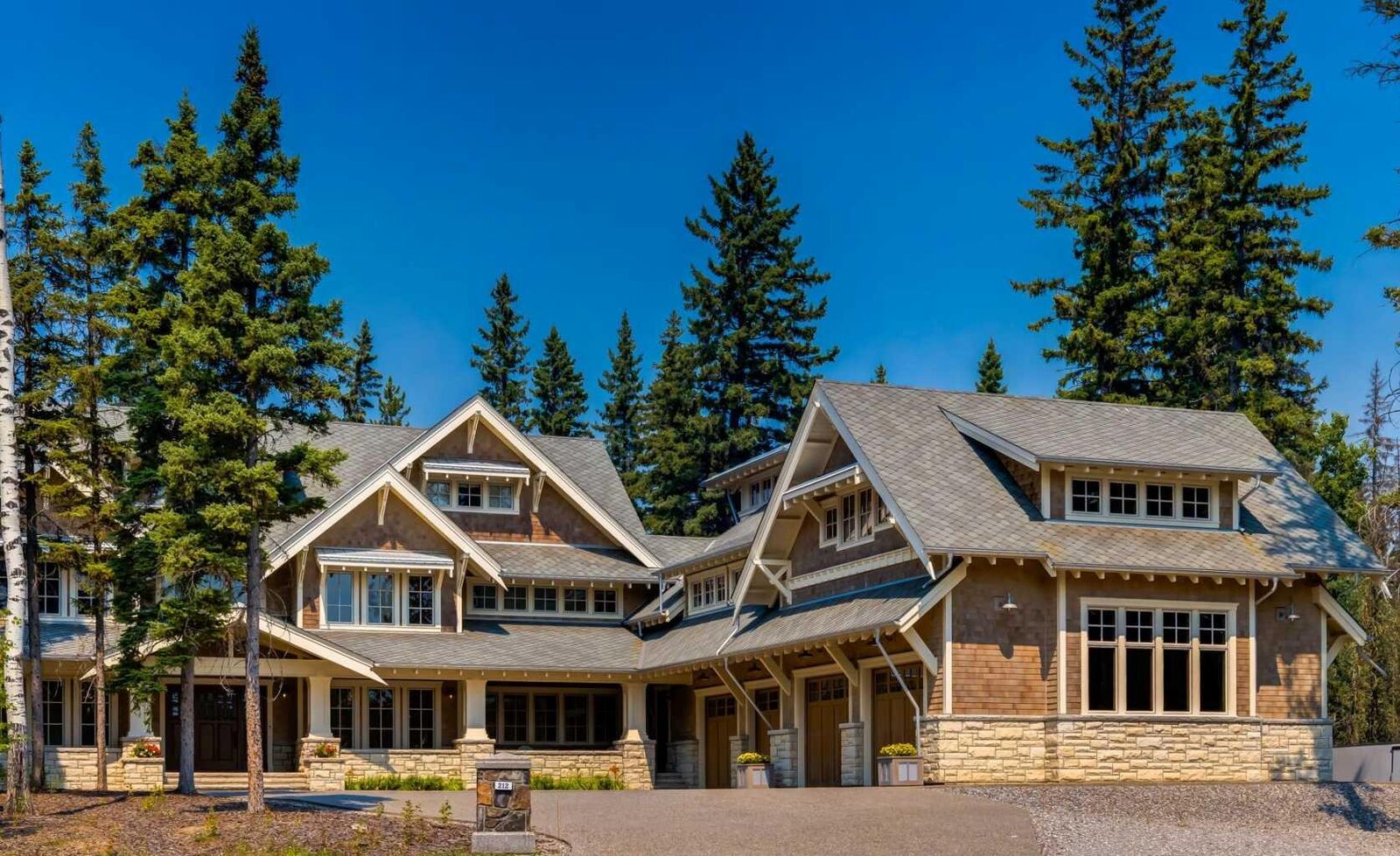 Property Photo: 212 Hawks Landing Rise AB T0L 1W0