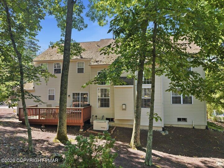 Property Photo:  209 Old Orchard Drive  PA 18302 