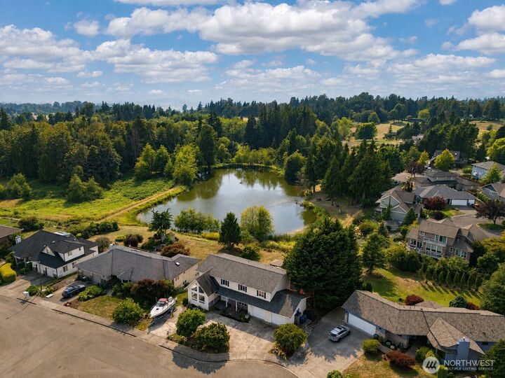 Property Photo:  2543  Crescent Street  WA 98248 