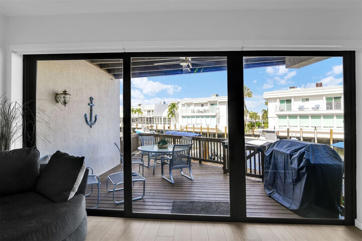 Property Photo: 1035 Boca Cove Lane FL 33487