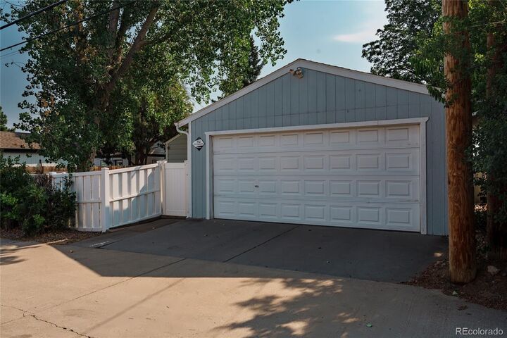Property Photo:  2635 S Linley Court  CO 80219 
