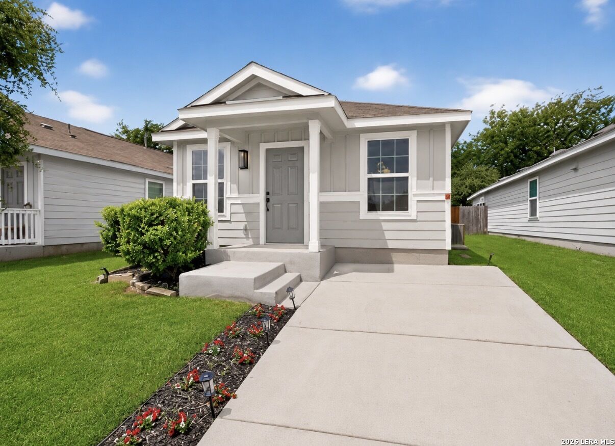 Property Photo:  7731 Nopalitos Cv  TX 78239 
