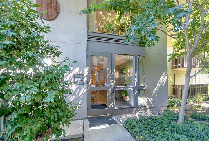 Property Photo:  2140 Santa Cruz Avenue B106  CA 94025 