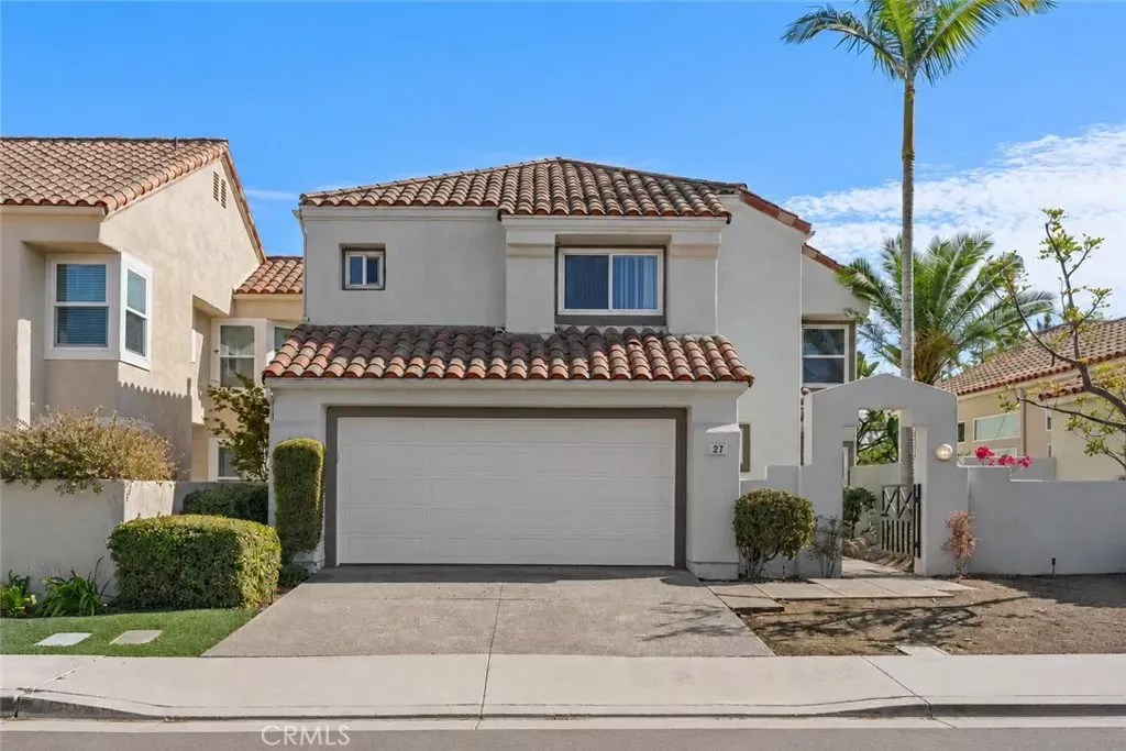 Property Photo: 27 Almeria CA 92614