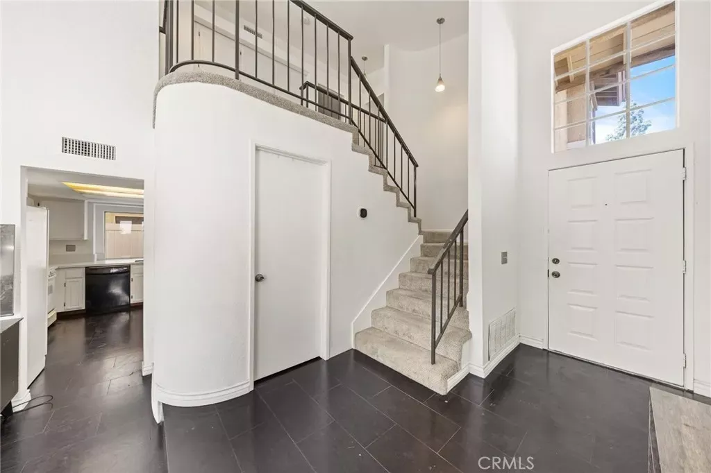 Property Photo: 14311 Hillcrest Dr CA 92337