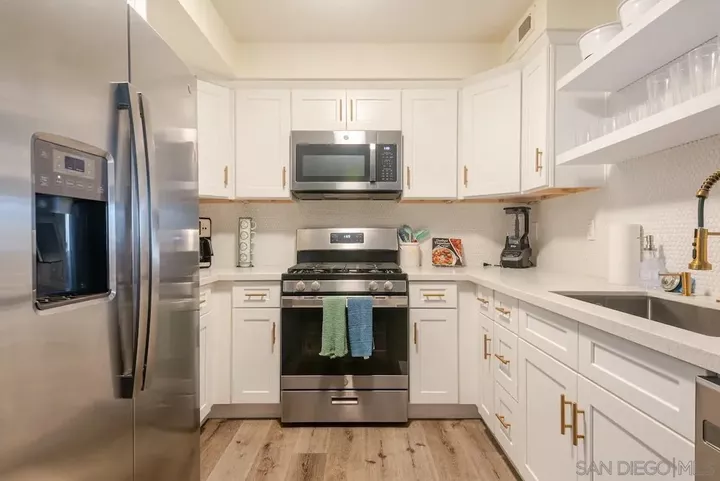 Property Photo: 12261 Carmel Vista Rd 175 CA 92130