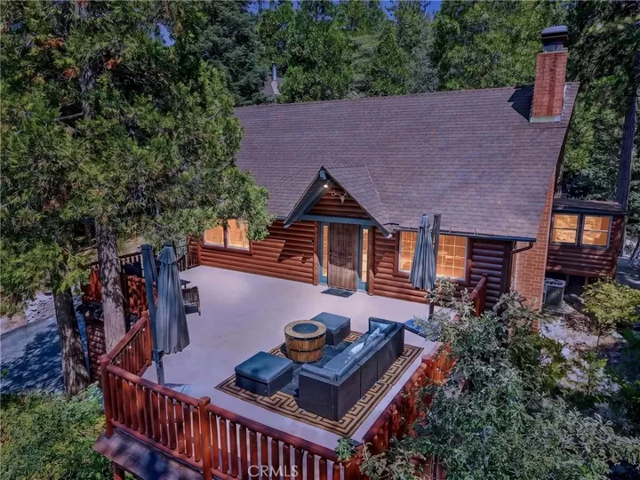 Property Photo: 615 Grass Valley Rd CA 92352