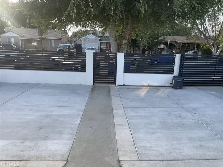 Property Photo: 13986 Aztec Street CA 91342