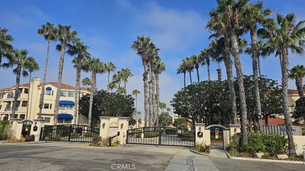Property Photo:  4235 Harbour Island  CA 93035 