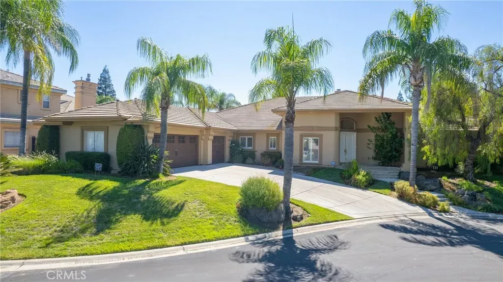 Property Photo: 333 W River Court CA 93711