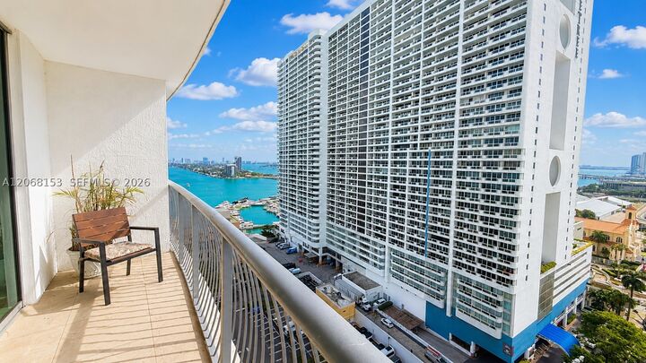Property Photo: 1750 N Bayshore Dr 1908 FL 33132