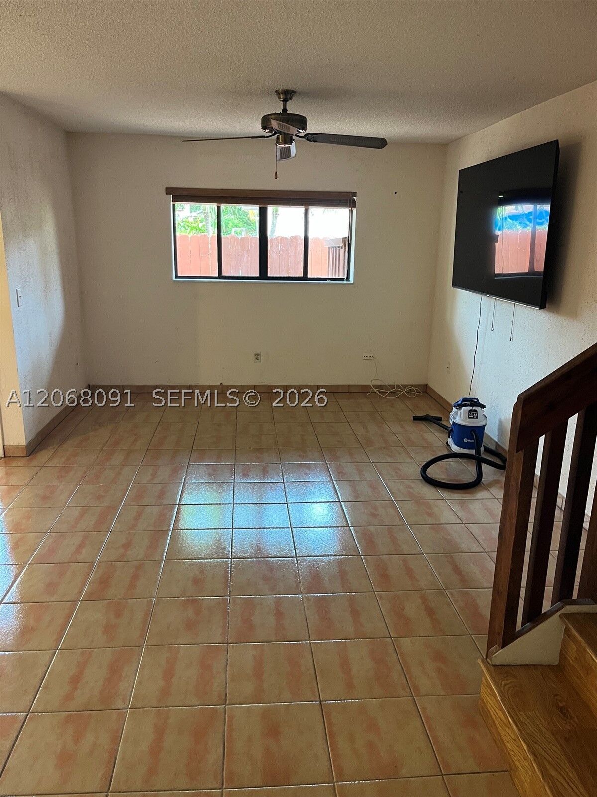 Property Photo:  463 SE 14th St 463  FL 33004 