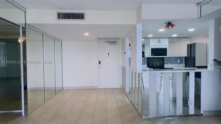 Property Photo: 777 S Federal Hwy Rpph1 FL 33062