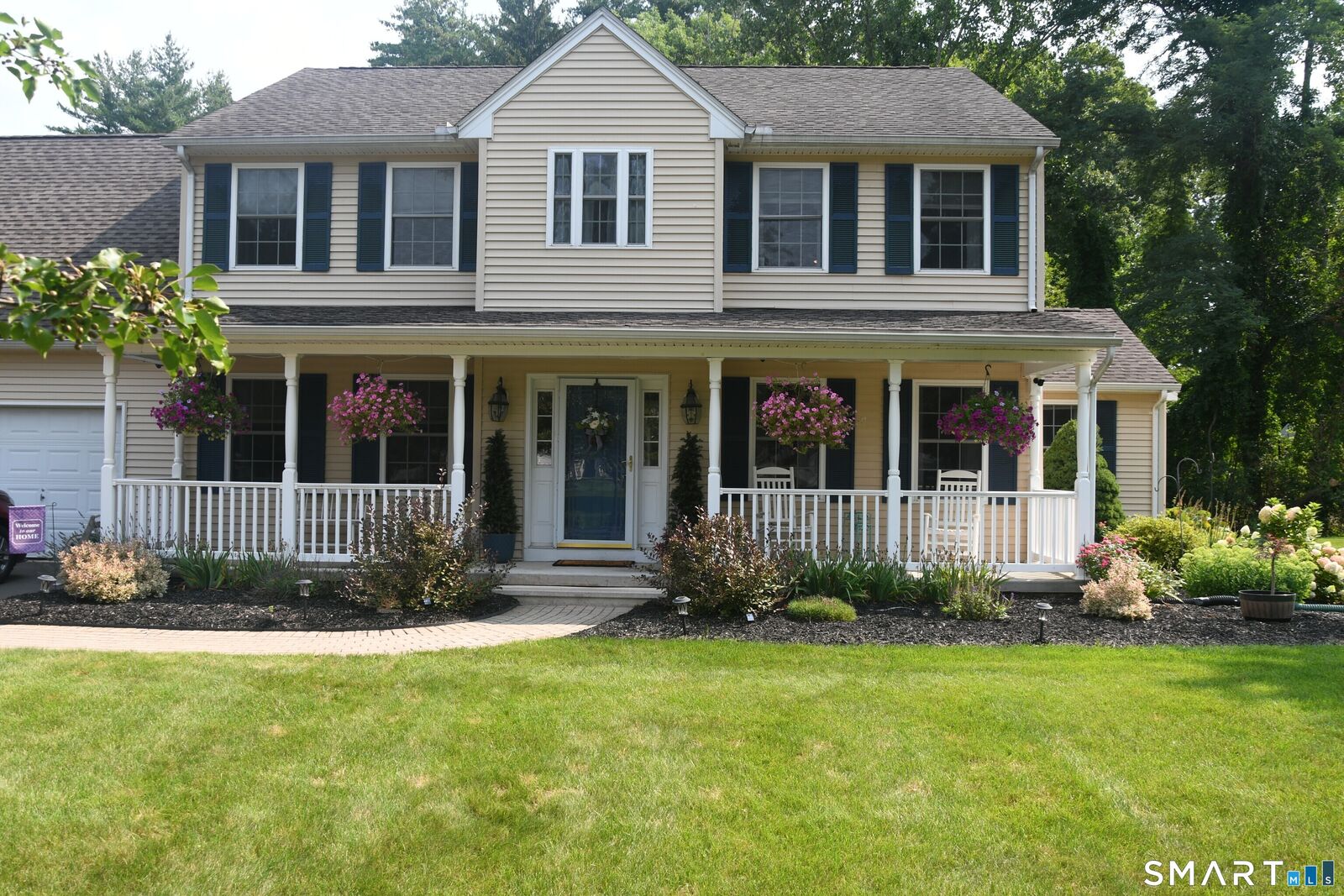 Property Photo:  2 Clinton Lane  CT 06082 