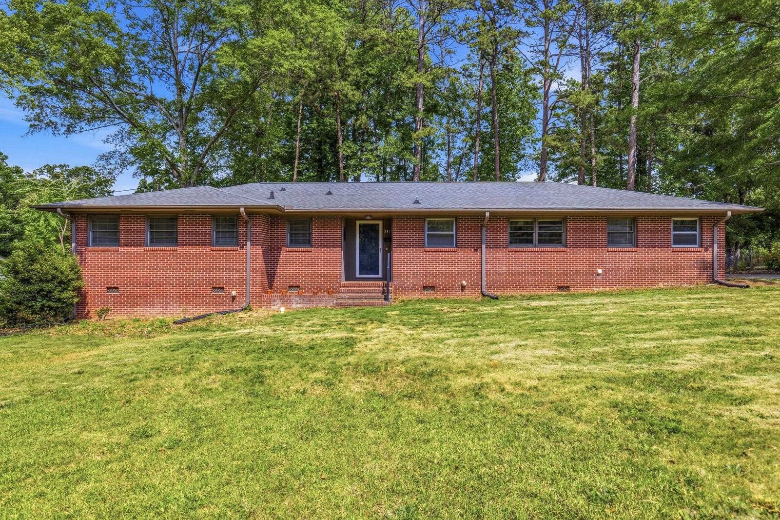 Property Photo:  343 Weblin Street  SC 29306 