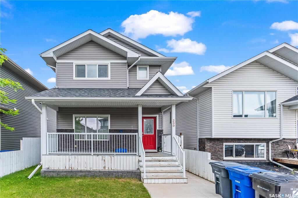 Property Photo: 230 Wyant Lane SK S7S 1N1