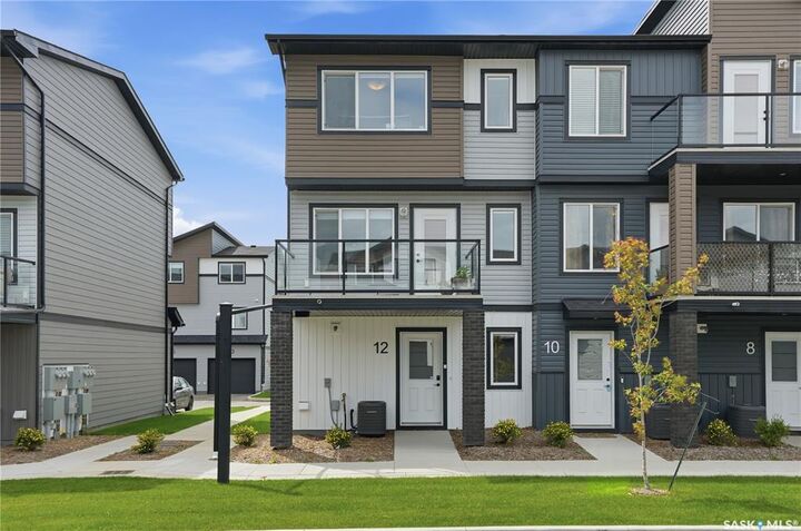 Property Photo: 651 Dubois Crescent 12 SK S7V 0R3