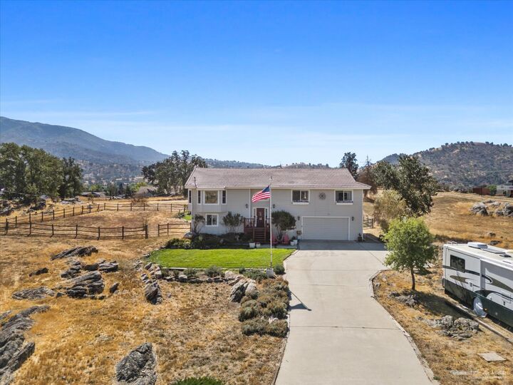 Property Photo:  28360 Burning Tree Drive  CA 93561 