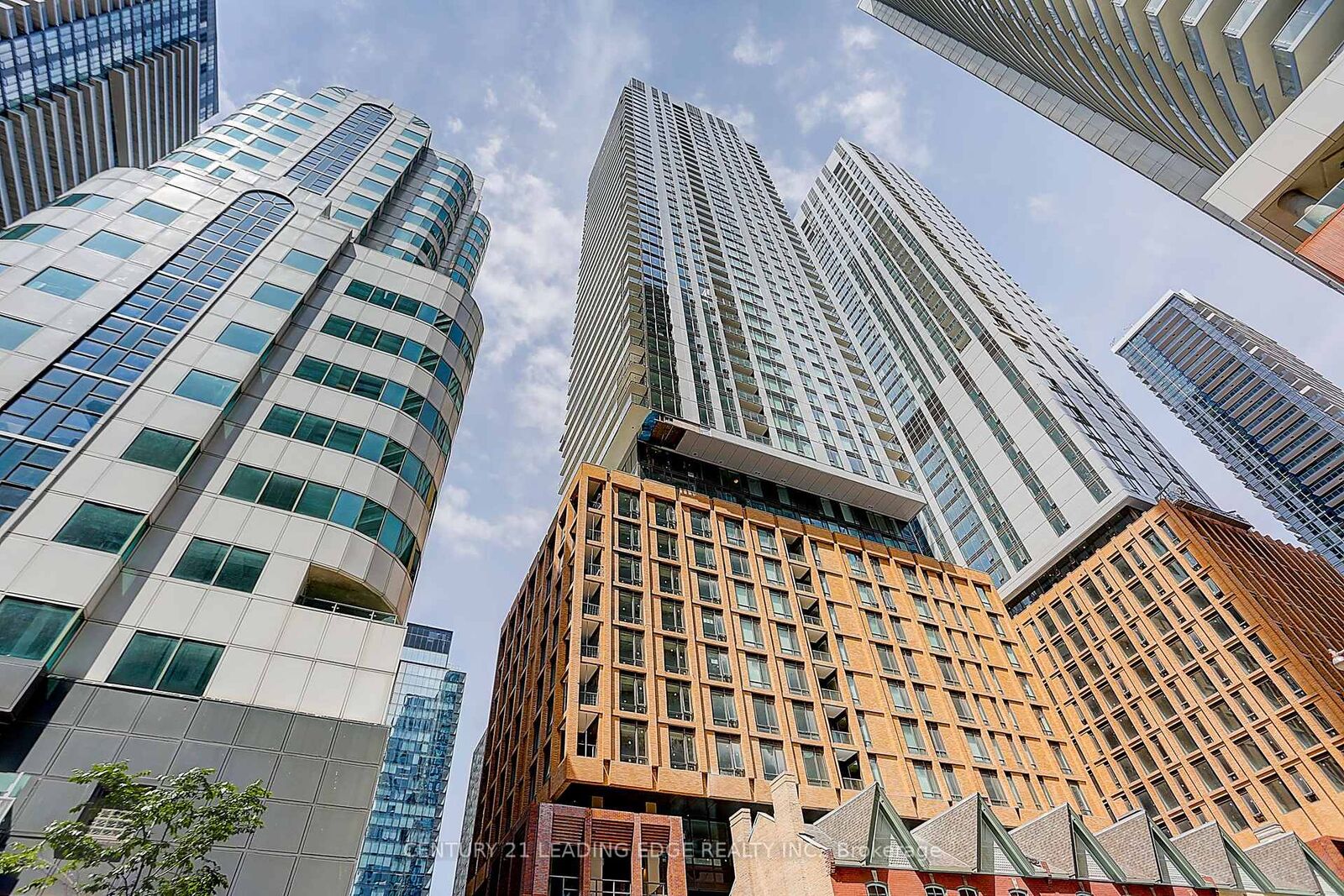 Property Photo: 8 Widmer Street 913 ON M5V 0W6